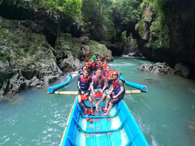 Famous natural landmarks in Indonesia