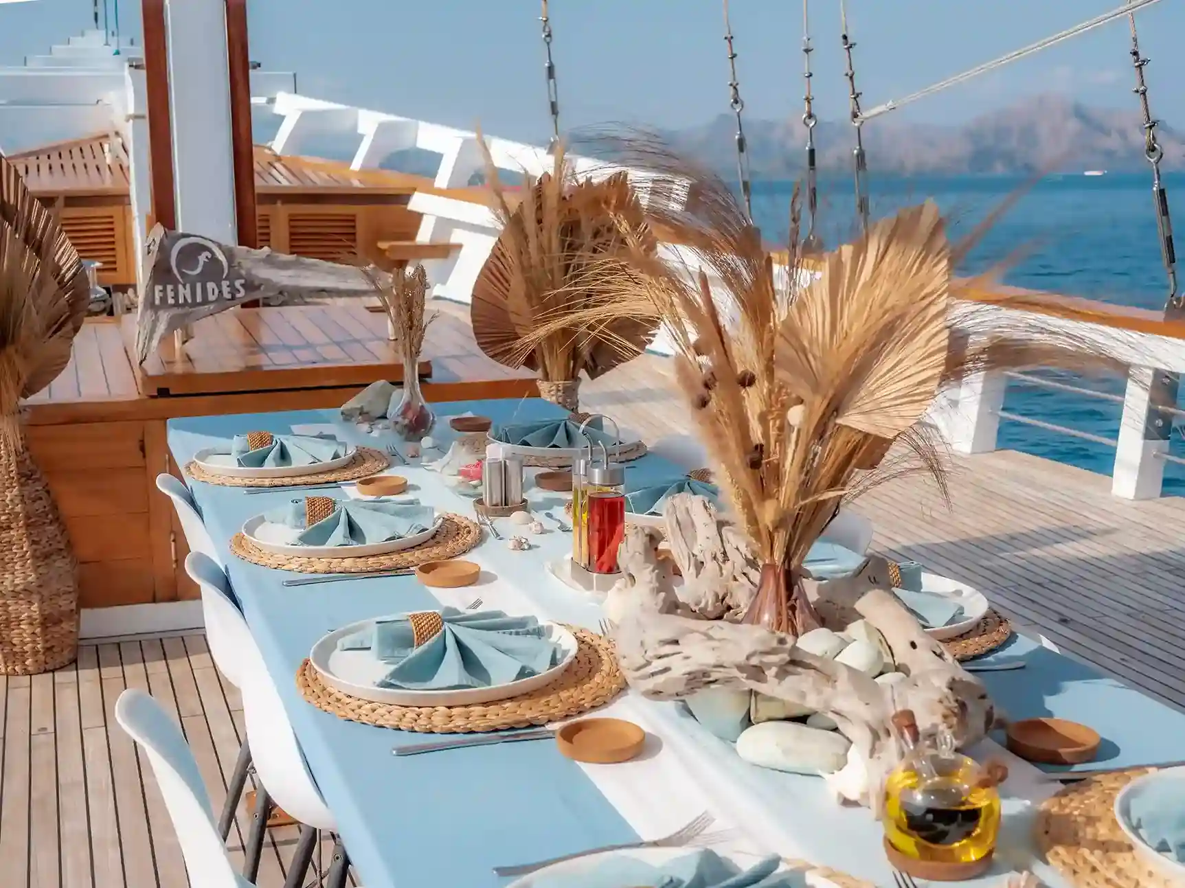 Fenides outdoor dining