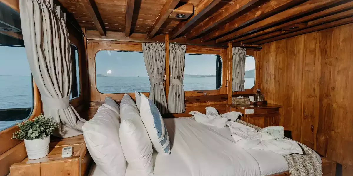 Master Cabin - Image 2