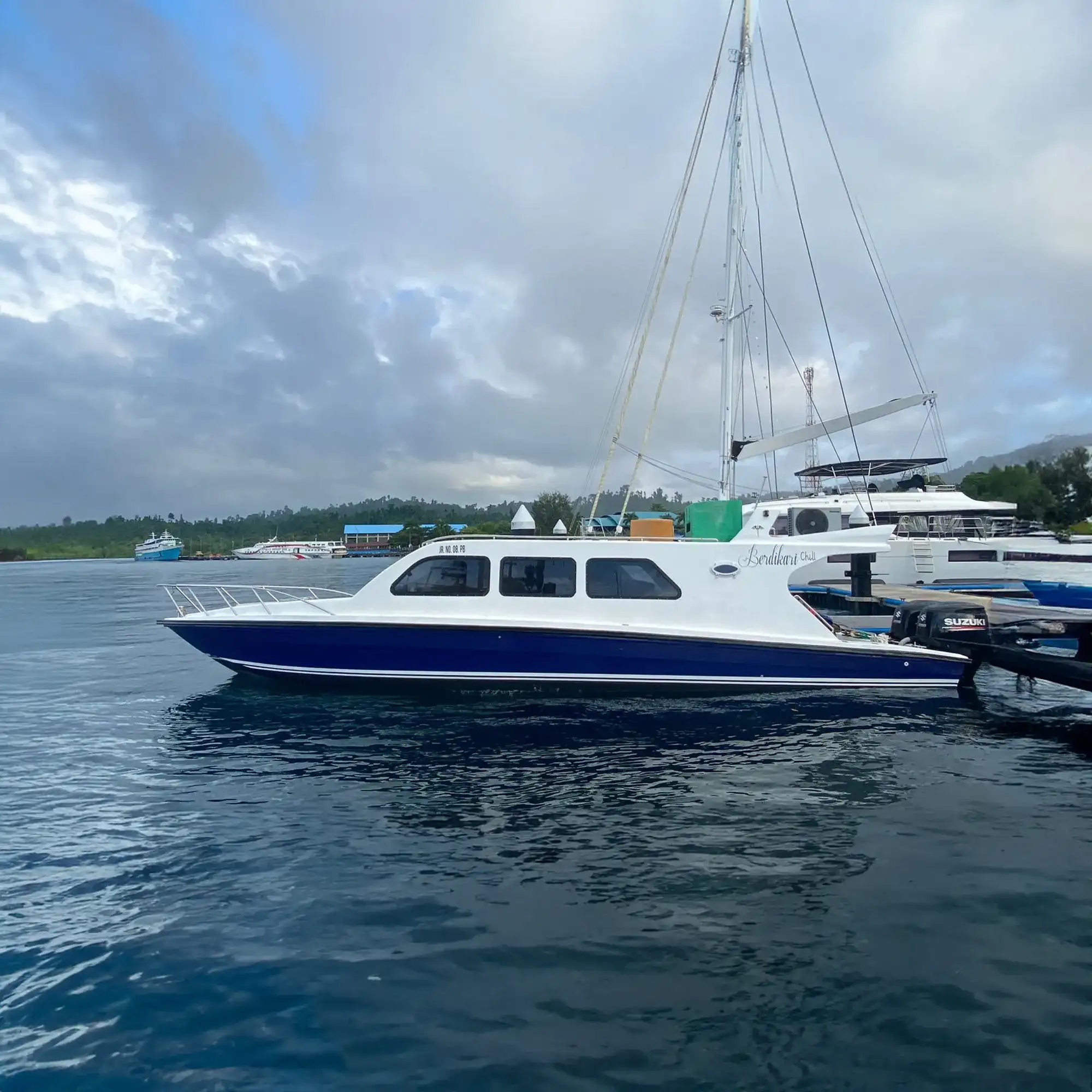 Berdikari 2: Raja Ampat Speedboat Charter for Groups of Fifteen to Twenty