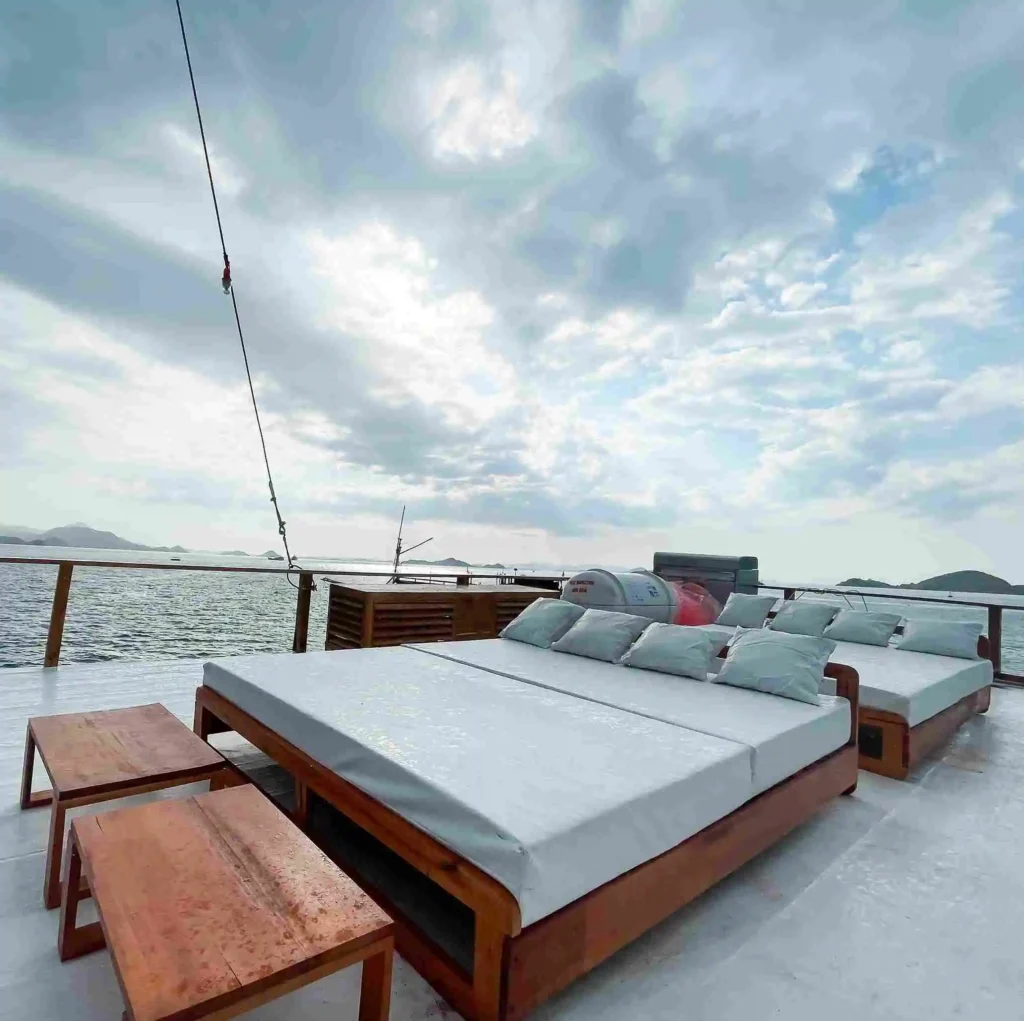 Day-Bed-soe-besar-1024×1021-1