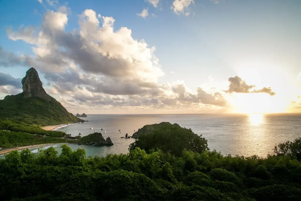 Fernando de Noronha, Brazil1 - BoatKomodoTrip