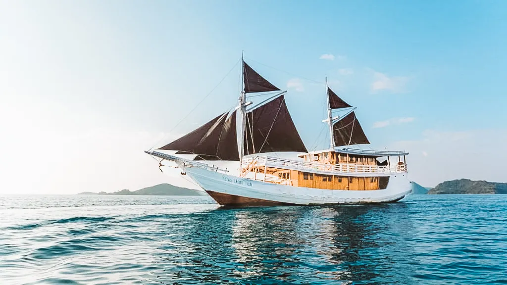 Flores Utama Exterior (1)