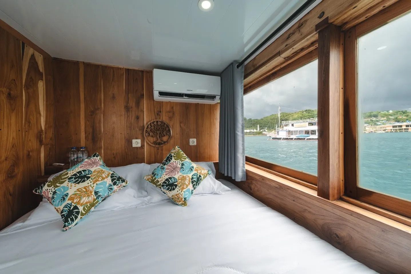 Gamala Cruise Phinisi | Boat Komodo Trip