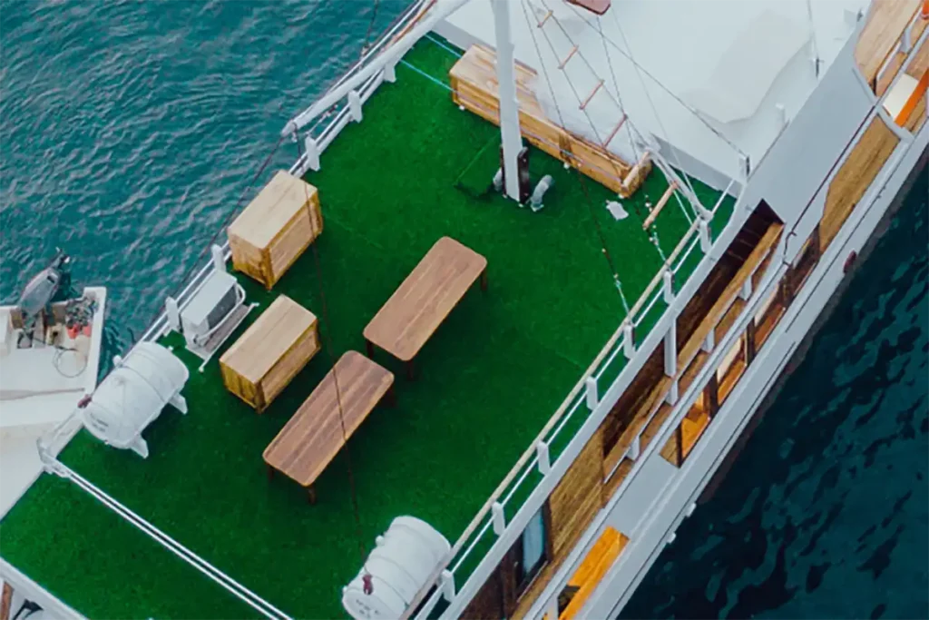 Gandiva-Open-Deck-Space-1024×683-1