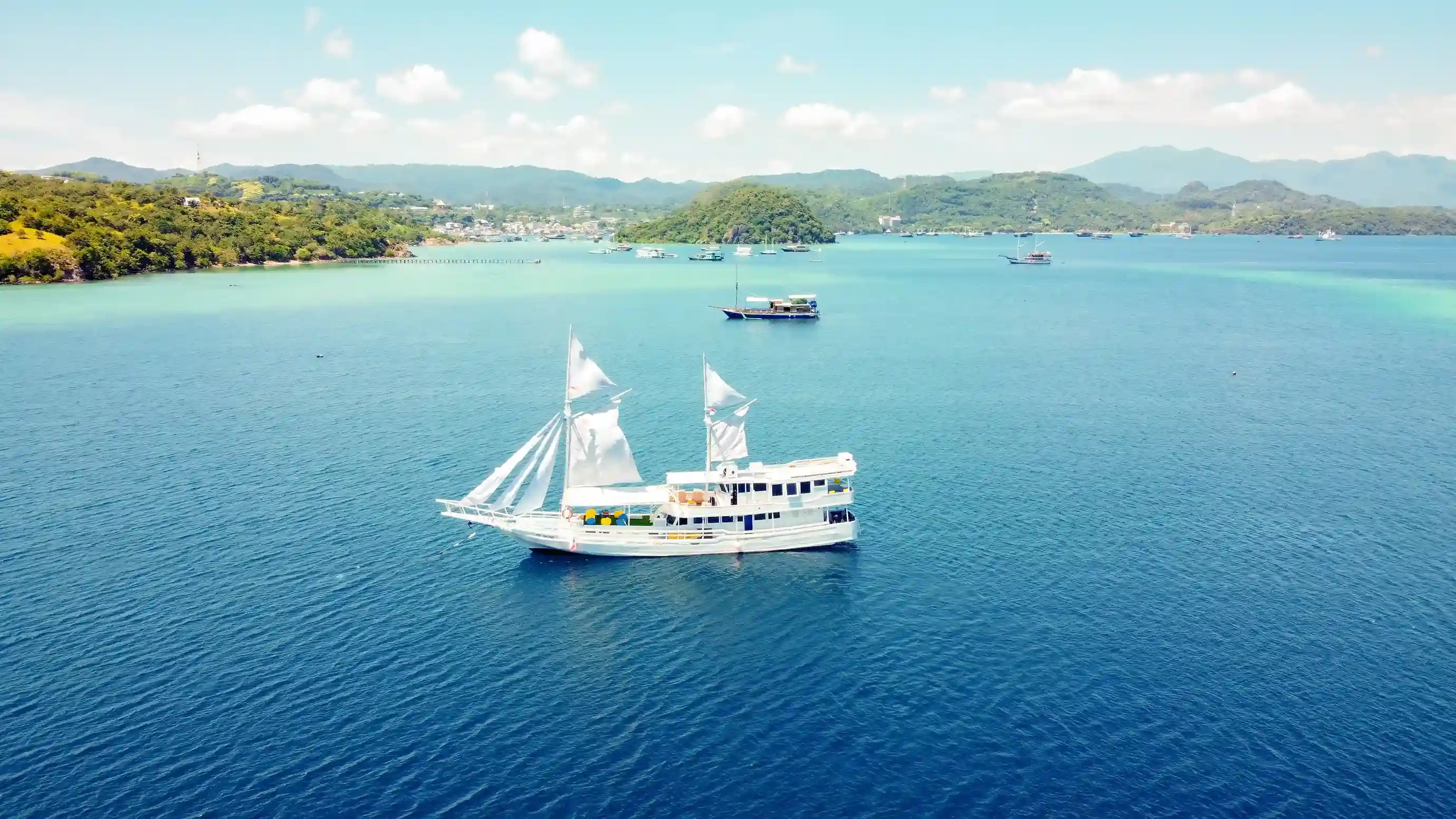 Giona Liveaboar - BoatKomodoTrip