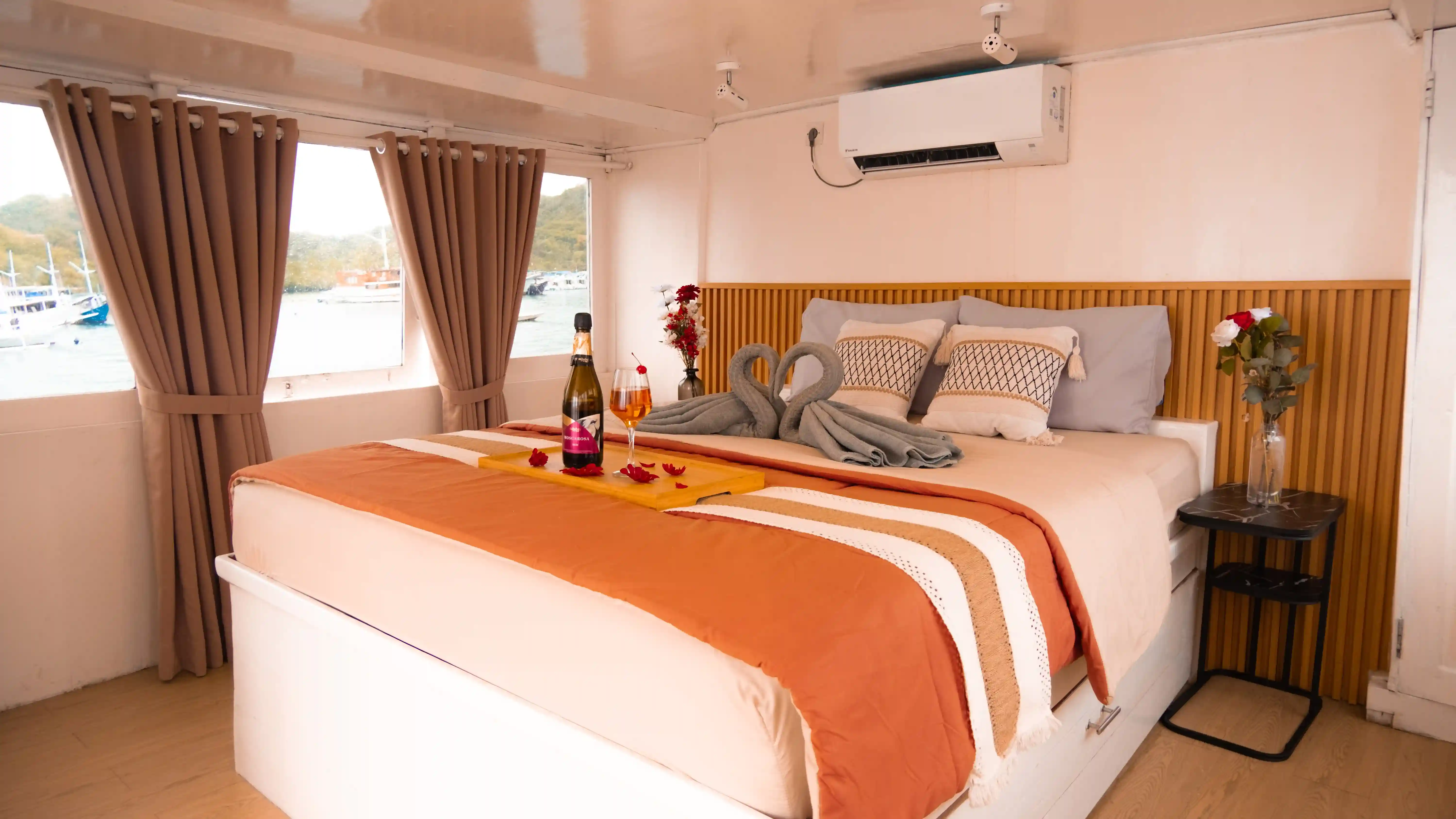 Giona Liveaboar - BoatKomodoTrip