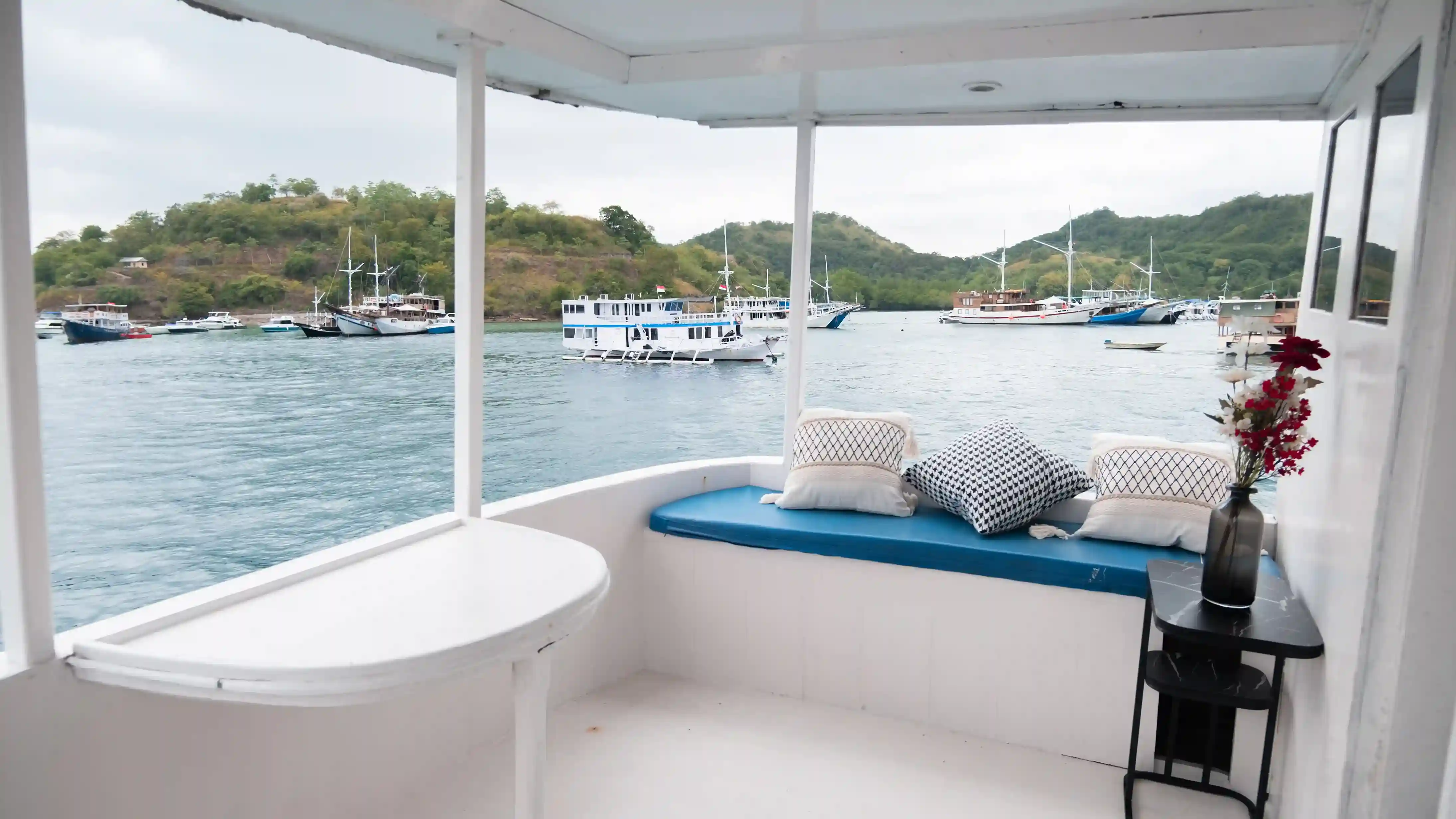 Giona Liveaboar - BoatKomodoTrip