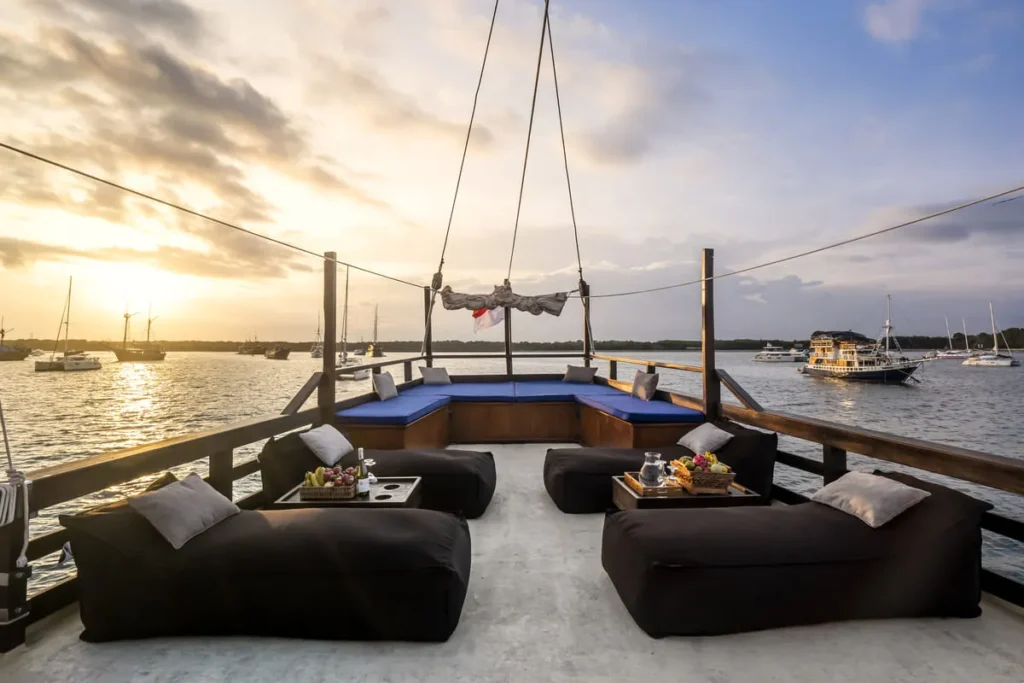 Ikan-kayu-chill-area-1024×683-1