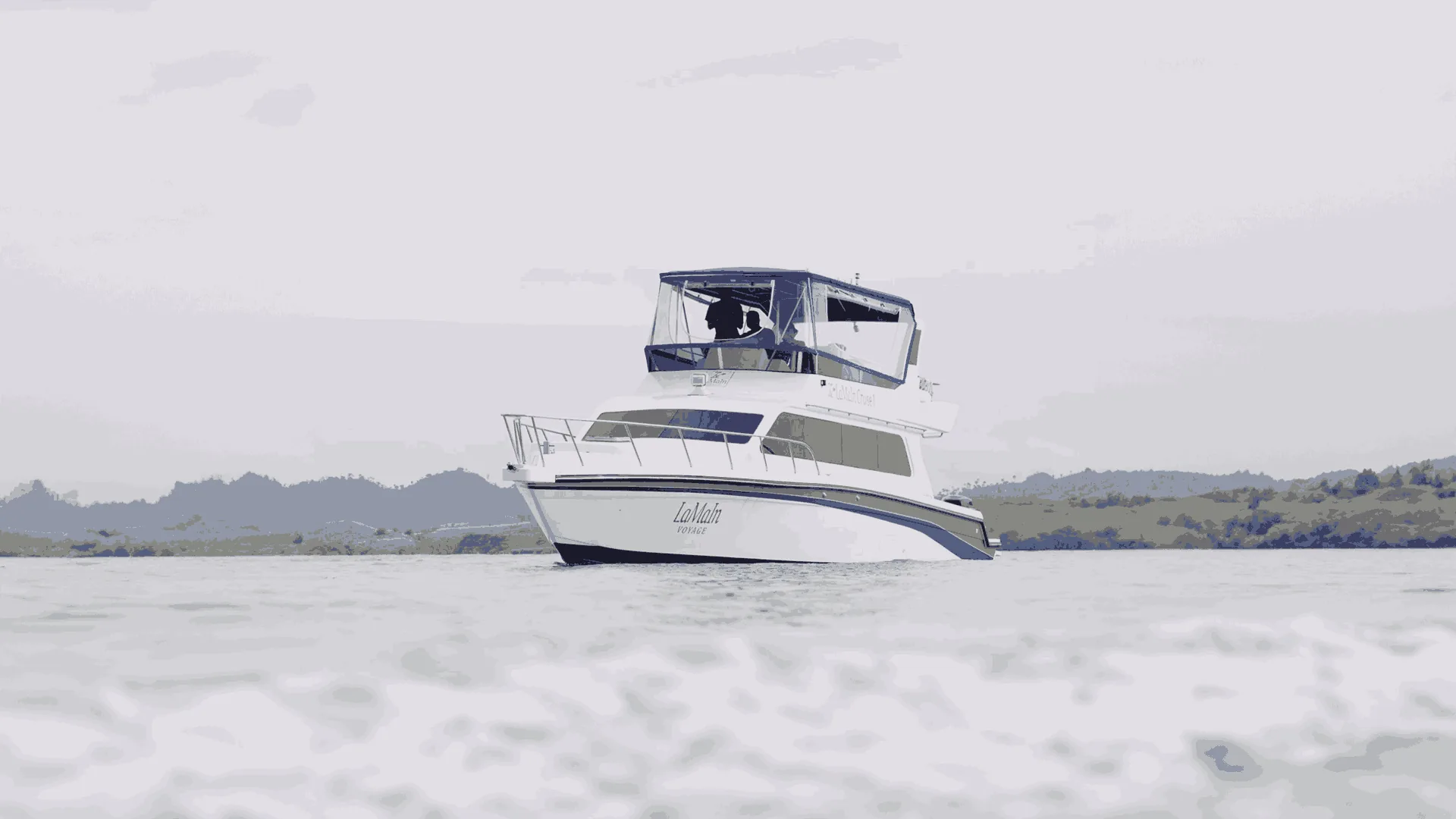 Lamain Cruise 1 Speedboat Charter by Boat Komodo Trip