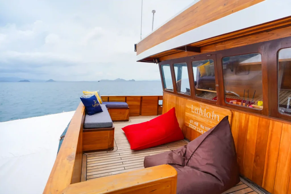 Lamain-1-deck-area-1024×683-1