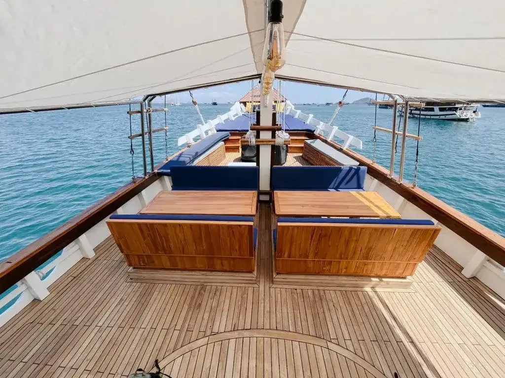 Lamain 2 voyage sundeck