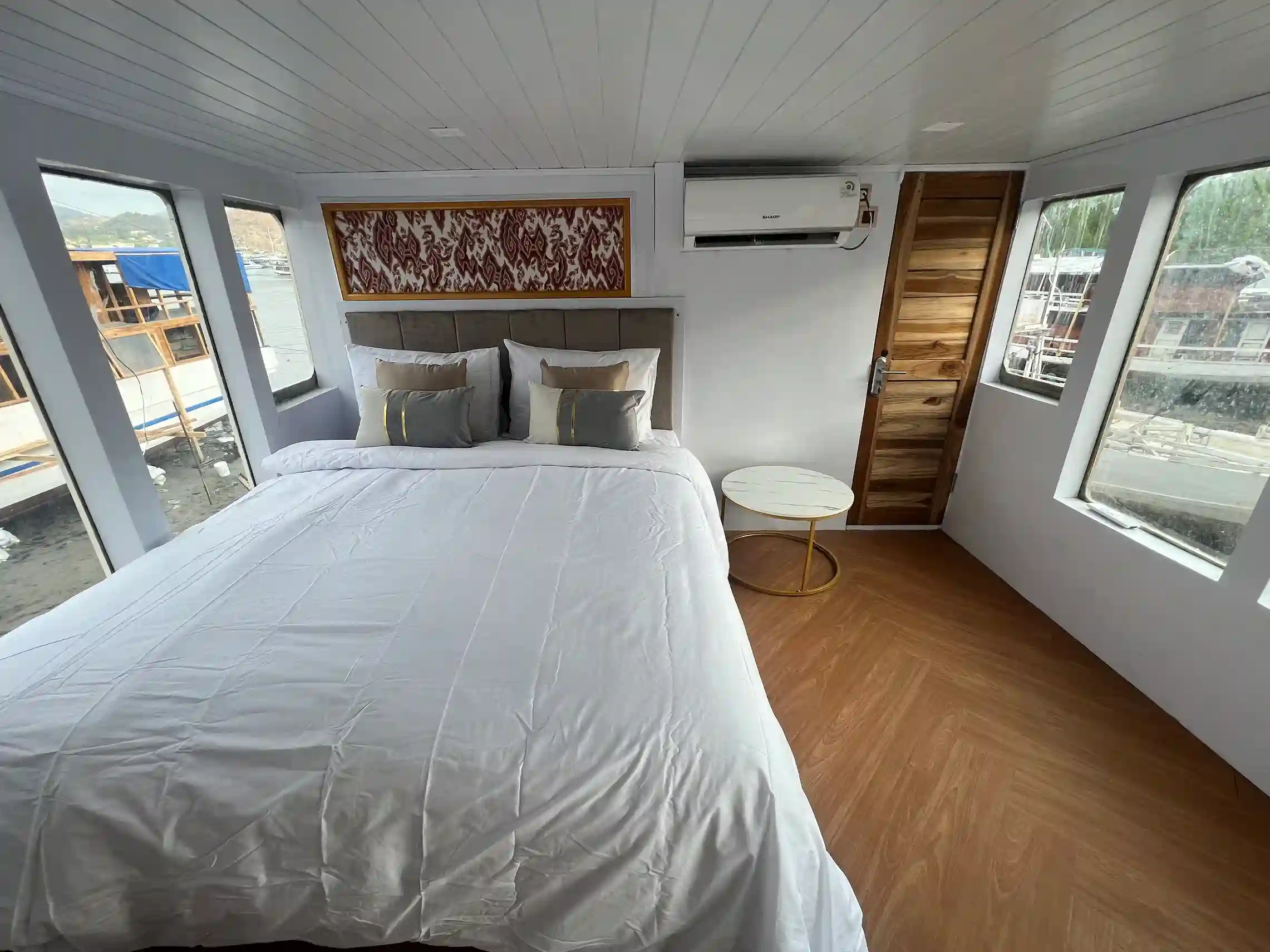 Master Bedroom - Image 1