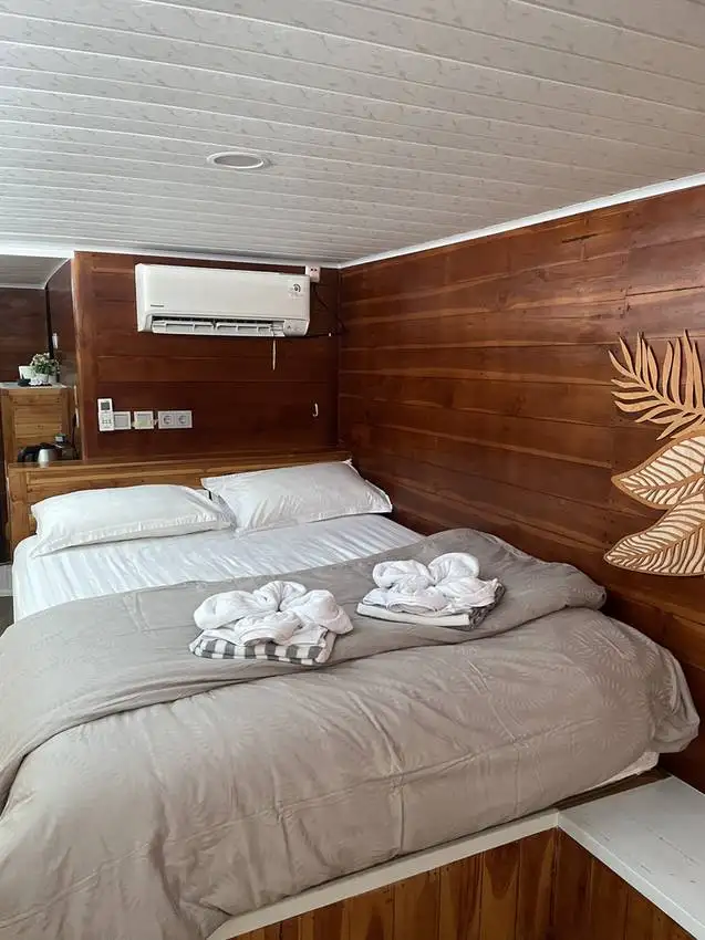 Master Cabin - Image 1