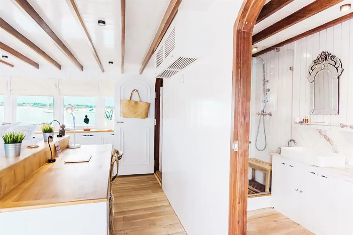 Master Room - Image 3