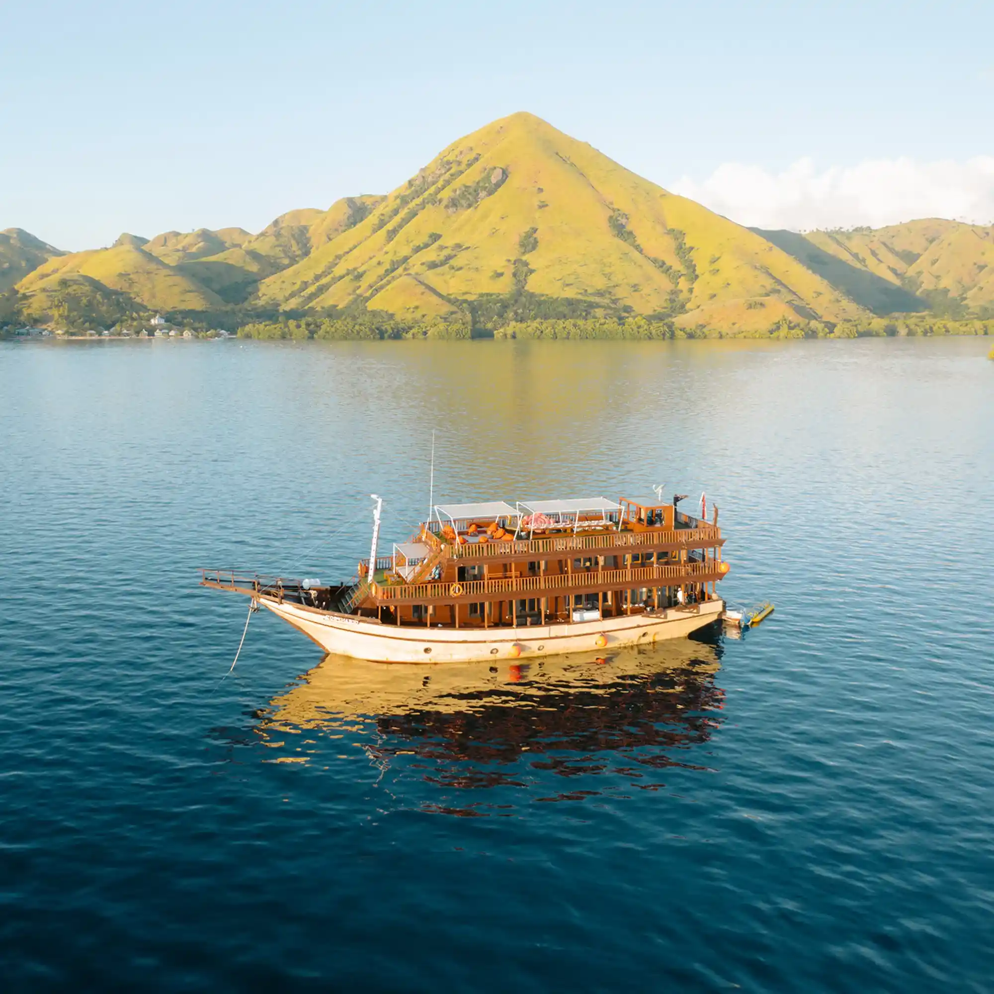 Ocean Pro 2: Your Ultimate Komodo Island Getaway