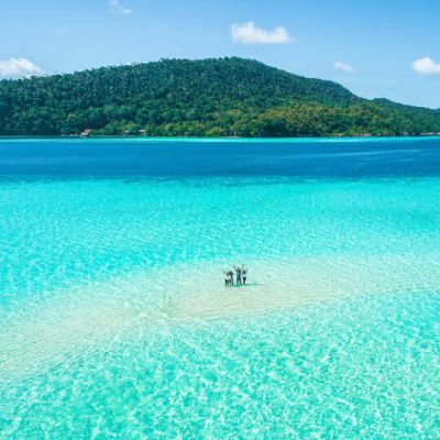 Timbul Sand in Raja Ampat - Boat Komodo Trip