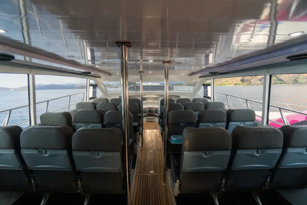 Passanger-Seat-in-Sea-Runner-Kom