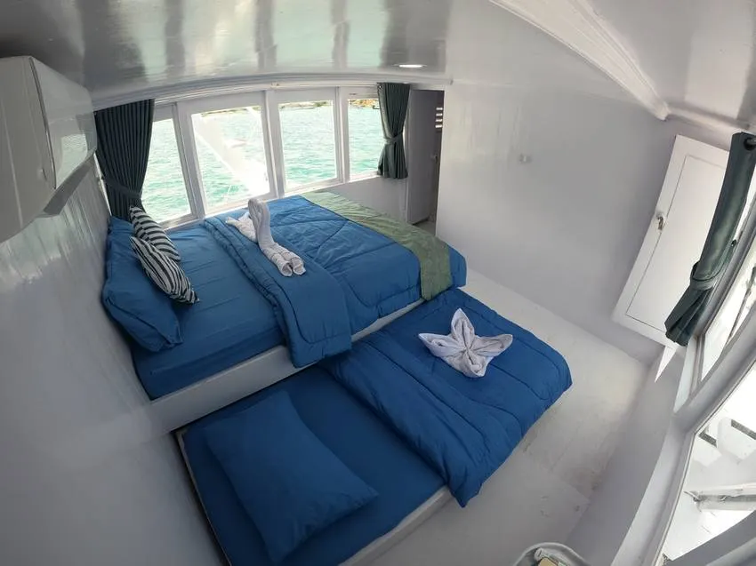 Private Cabin - Image 2