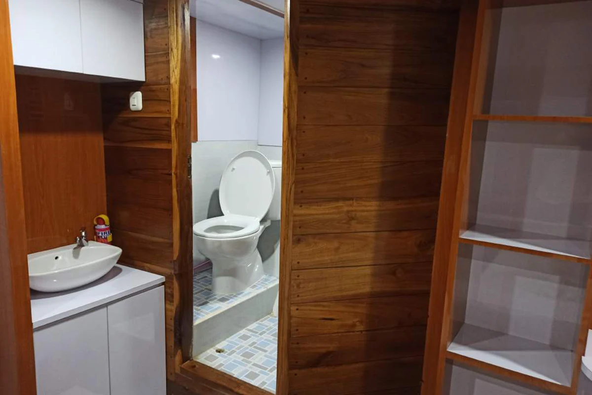 Junior Suite Cabin - Image 2