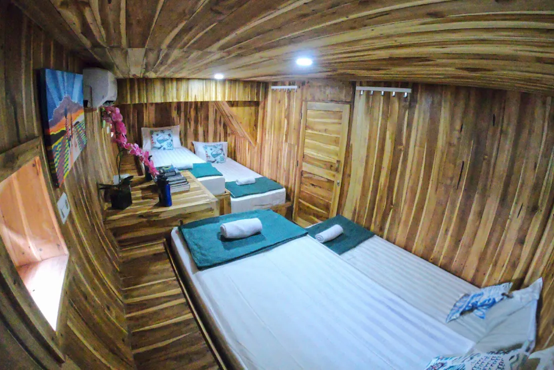 Thalassa 2 Phinisi | Share Double Twin Cabin Thallasa 2 | Boat Komodo Trip