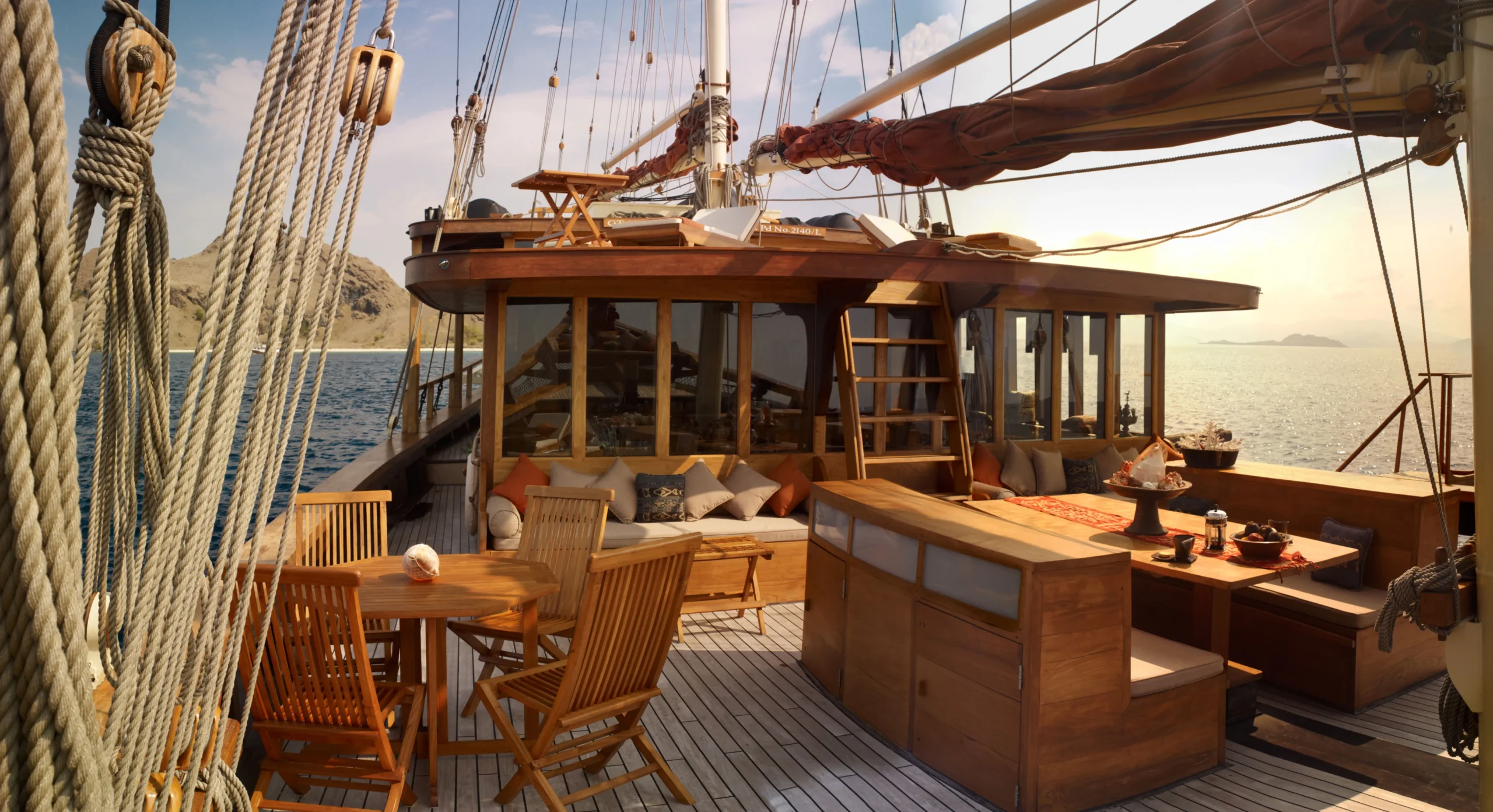 Si Datu Bua Yacht Cruise