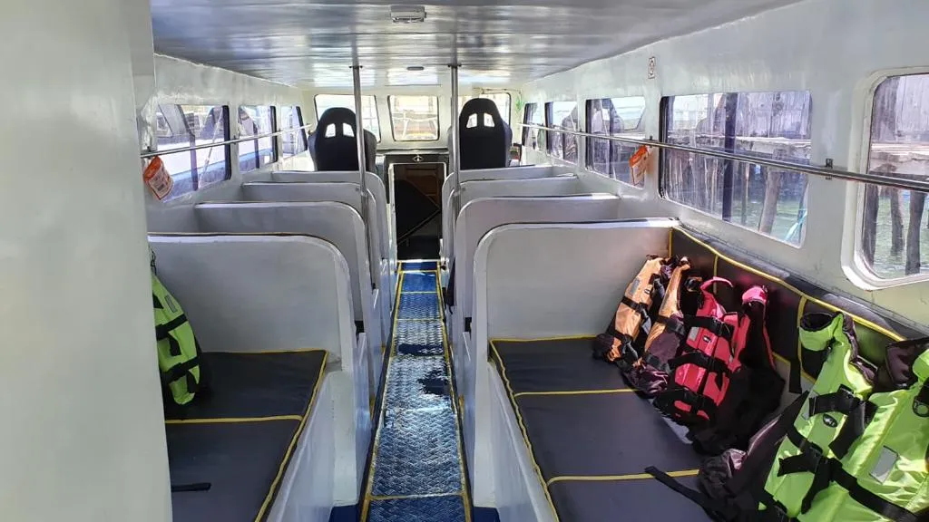 TJI 1 - BoatKomodoTrip