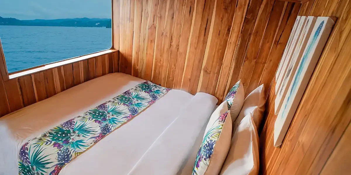 Private Bedroom Ocean View - Image 1
