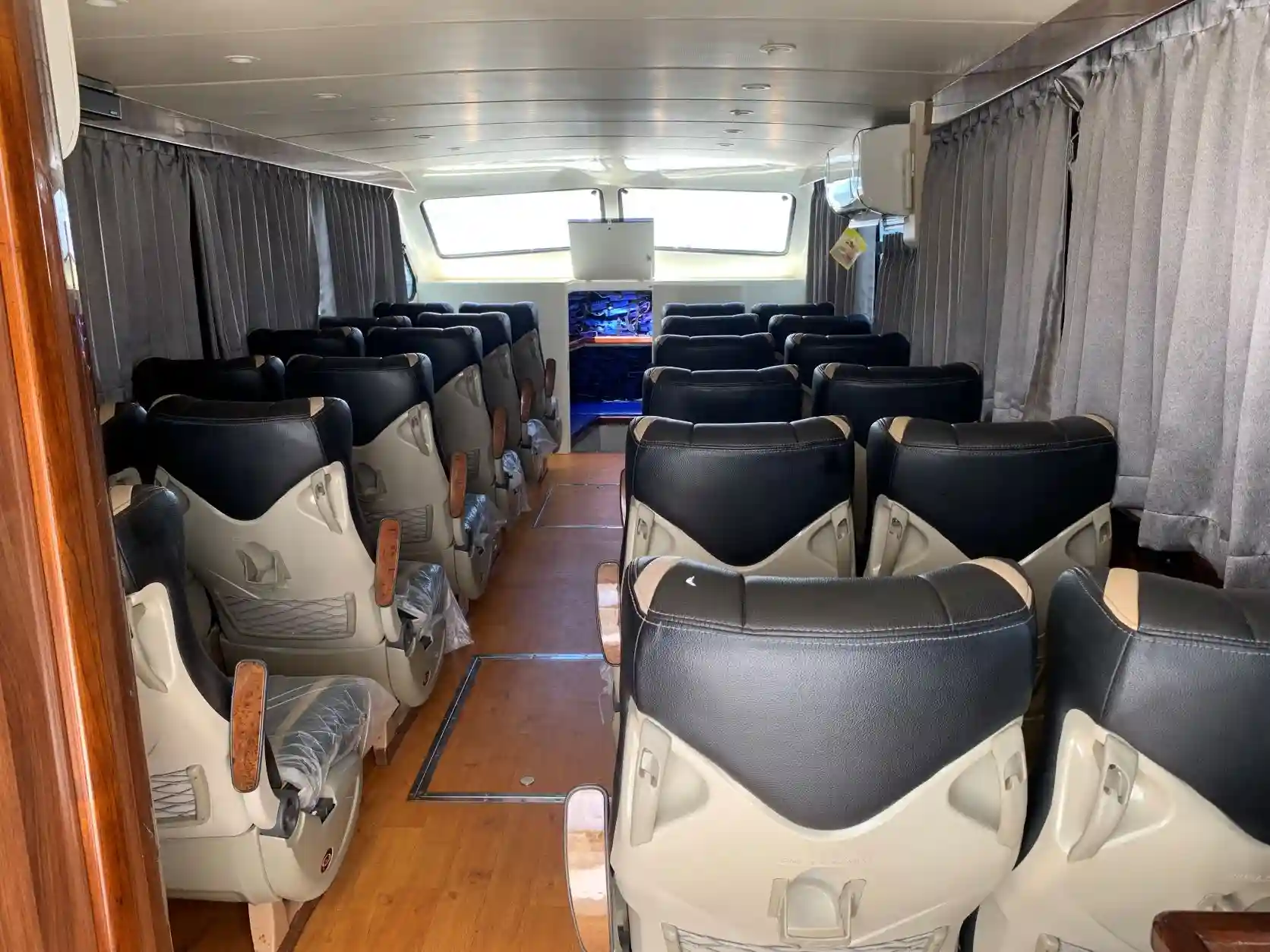 Azure- BoatKomodoTrip