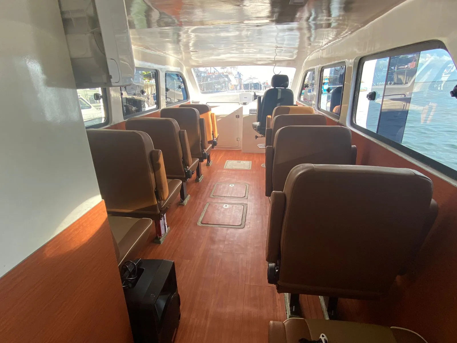 Berdikari 2 Speedboat - boatkomodotrip