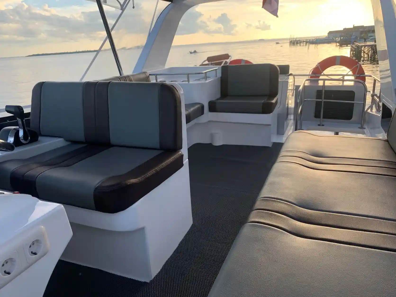 Dreambay Speedboat Interior - Boat Komodo Trip