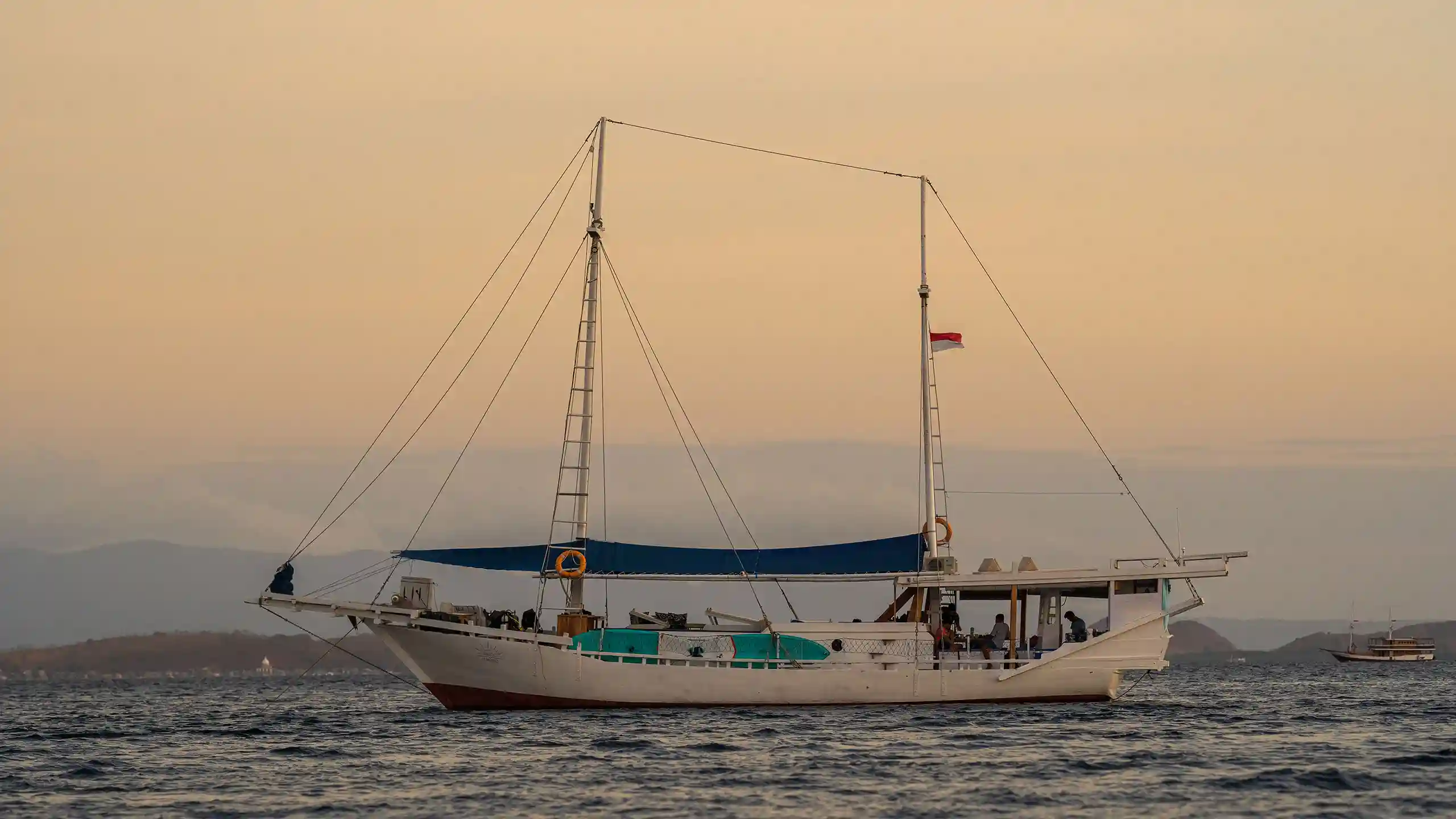 Jinggo Janggo Phinisi