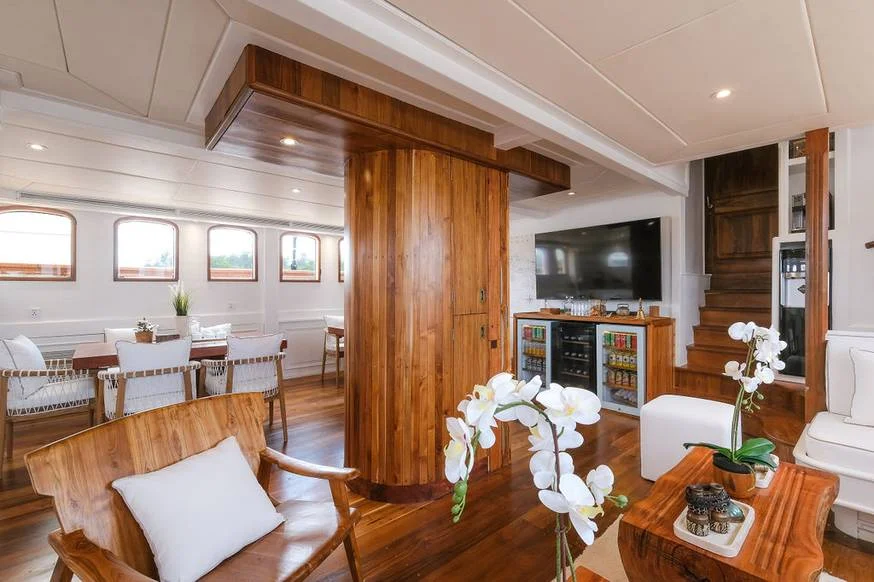 Mutiara laut - BoatKomodoTrip