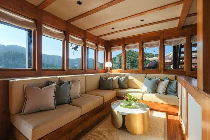 Celistia Yacht Cruise