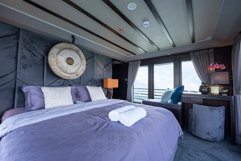 Master/Deluxe Cabin - Image 1