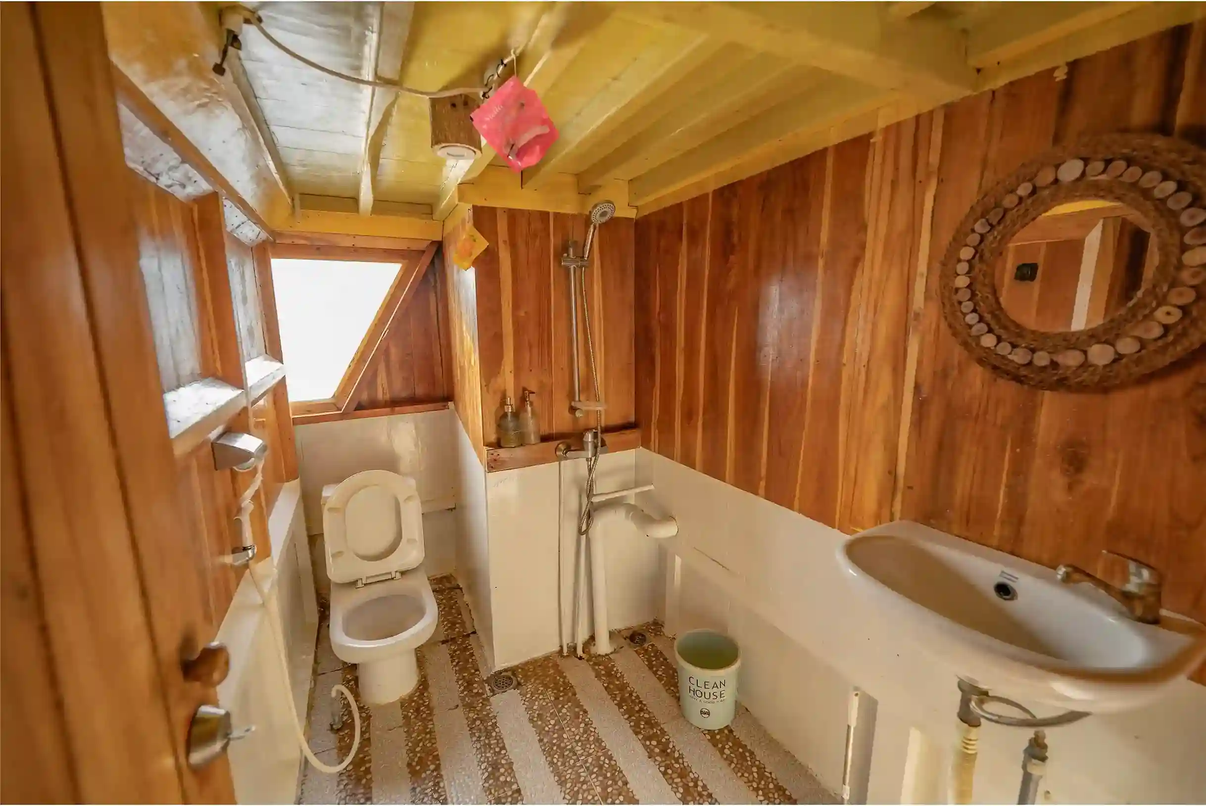 Master Ocean Cabin - Image 2