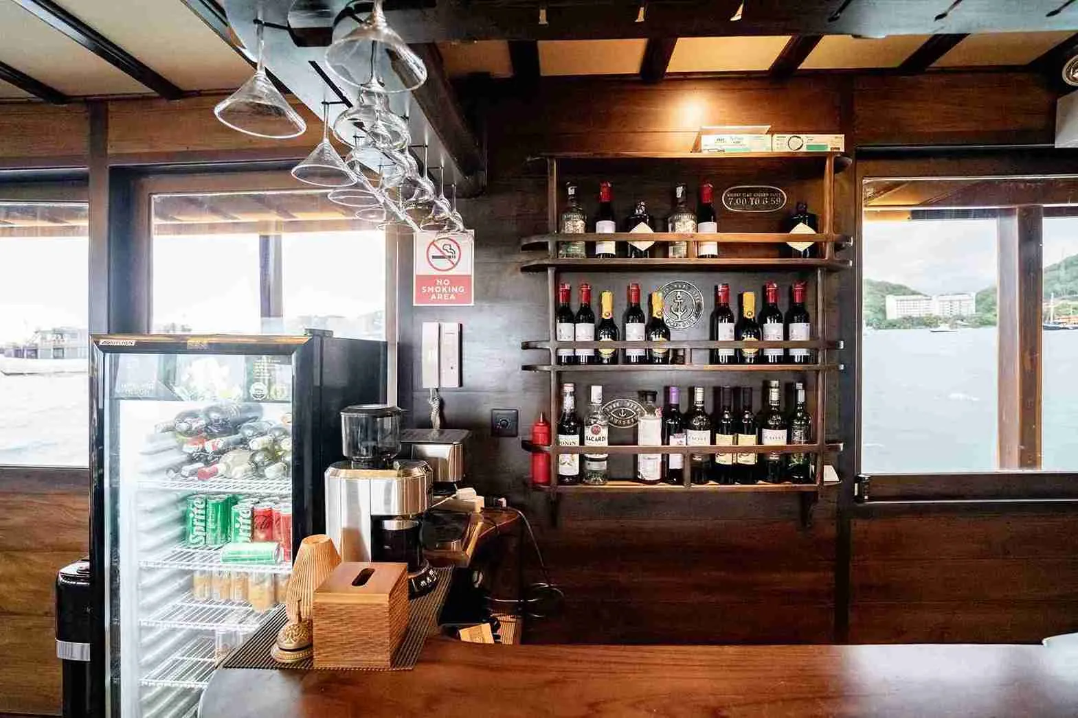 Nusa Kemabara Yacht Cruise