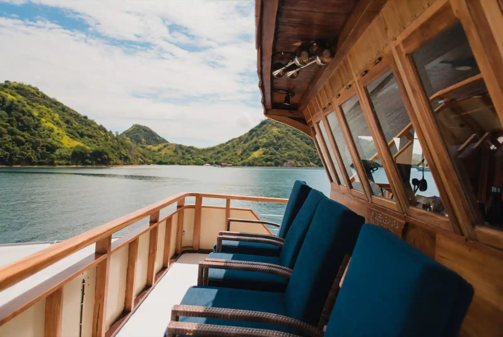Samara 1 Phinisi Boat Charter | Lazy Chair | Boat Komodo Trip