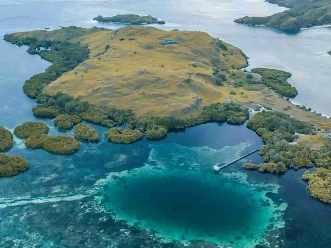 Day 9: Sebayur Island