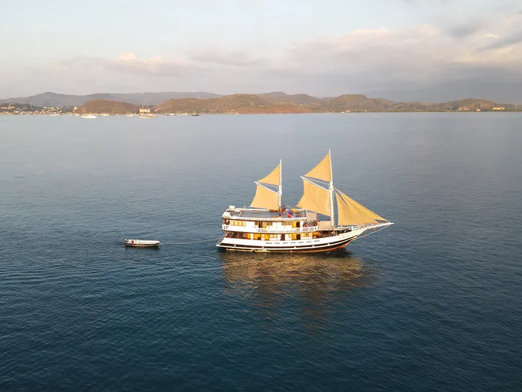 sukha-sail-exterior2