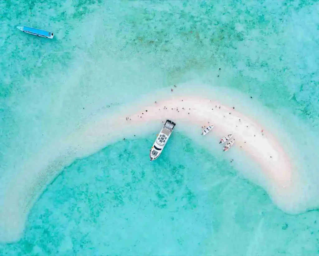 Taka Makasar - KomodoIsland