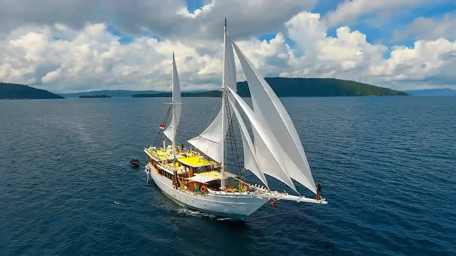 Teman Liveaboard | Komodo National Park