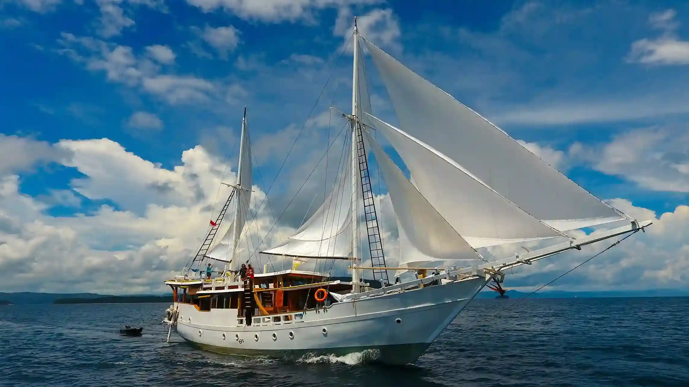 Teman Liveaboard | Komodo National Park