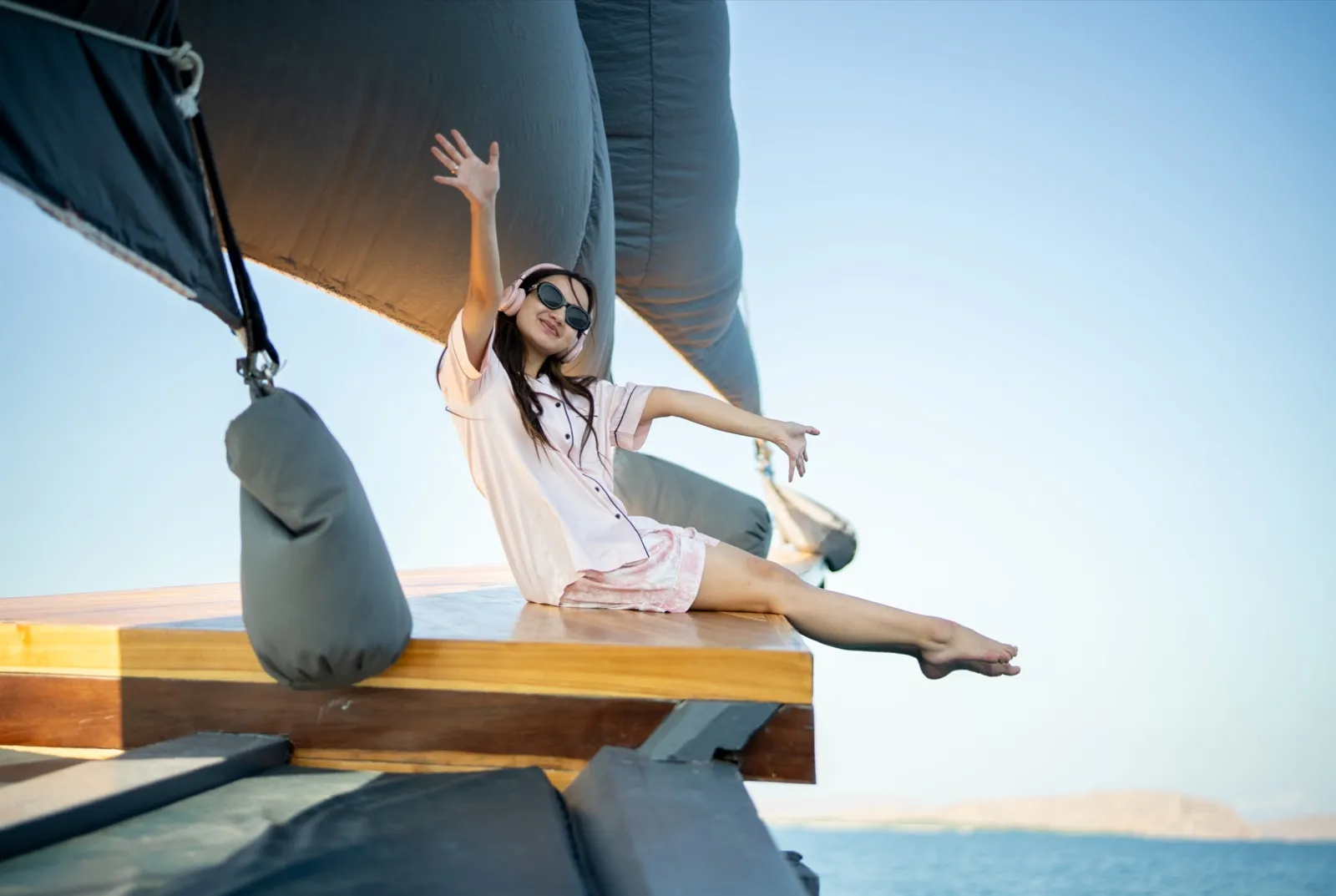 Semesta Voyages Phinisi Cruise | Komodo National Park | Boat Komodo Trip