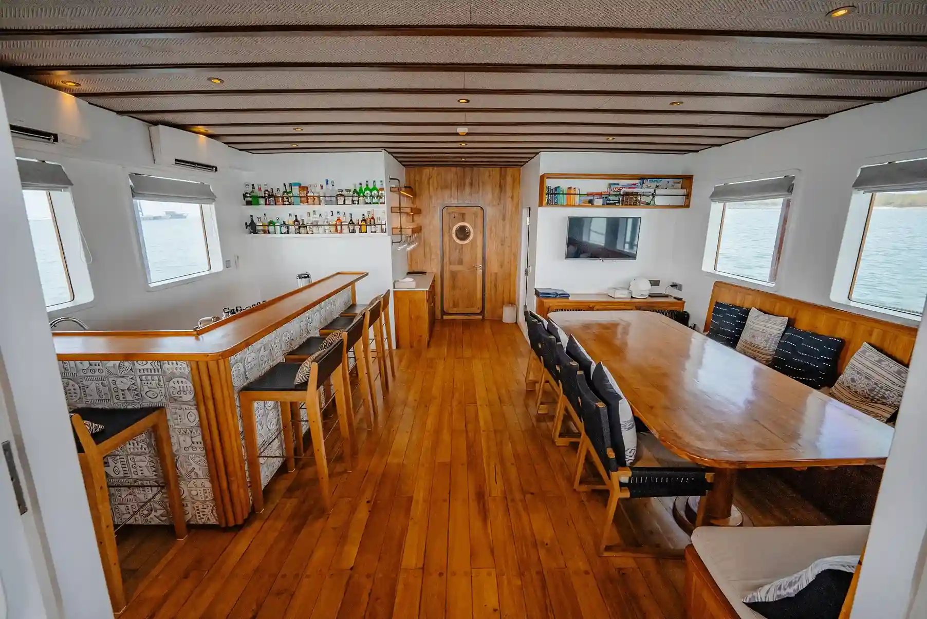 Indoor Dining Area in Rascal Voyages Yacht Cruise | Boat Komodo Trip