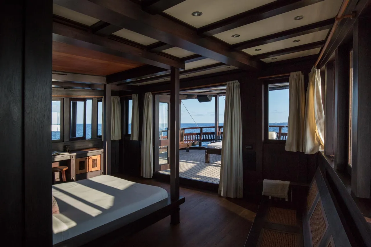 Master Bedroom on Dunia Baru Cruise Voyage Phinisi | Raja Ampat | Boat Komodo Trip