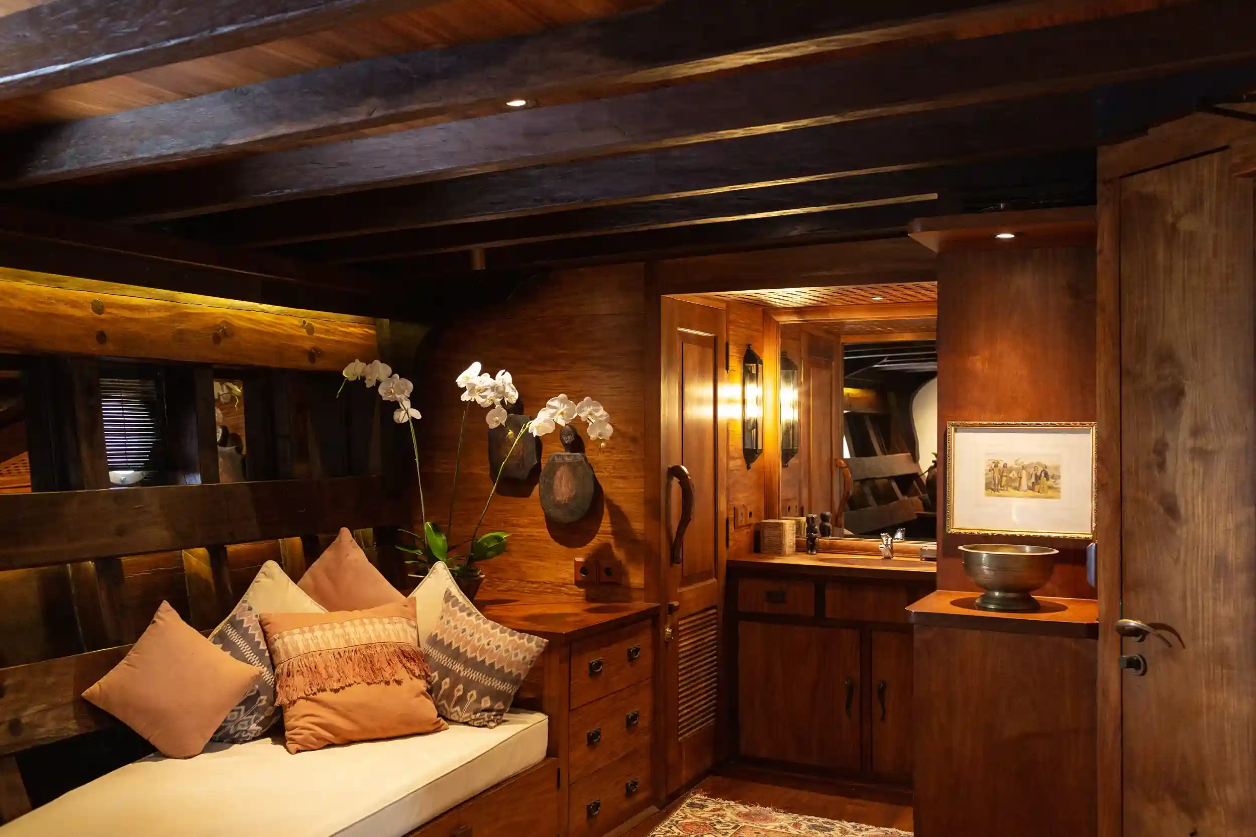 Si Datu Bua Yacht Cruise