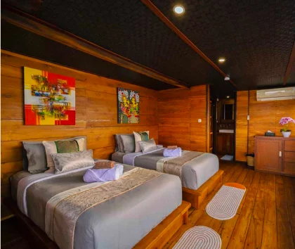 Deluxe Sea View with Balcony on Neptune One Cruise Voyage Phinisi | Raja Ampat | Boat Komodo Trip