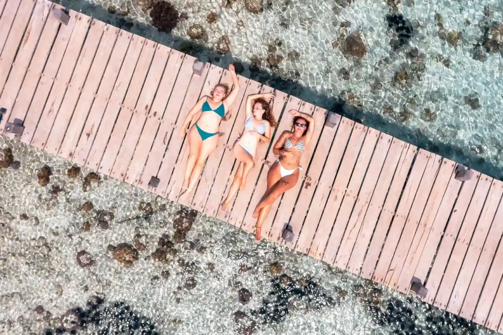 Kanawa Island on Komodo Island | Komodo Island Tour | Boat Komodo Trip Guests