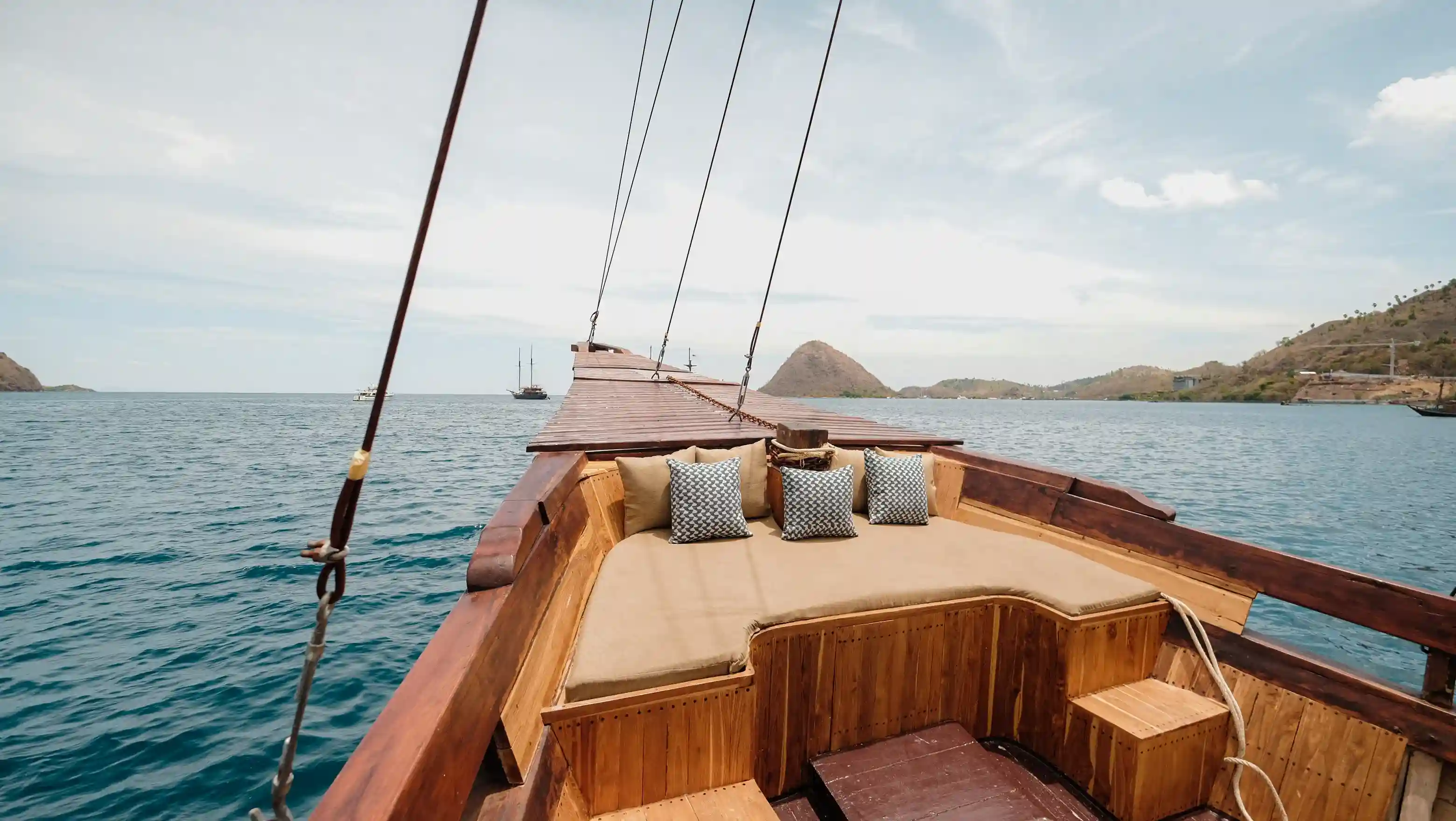 Senada Cruise Phinisi by Boat Komodo Trip